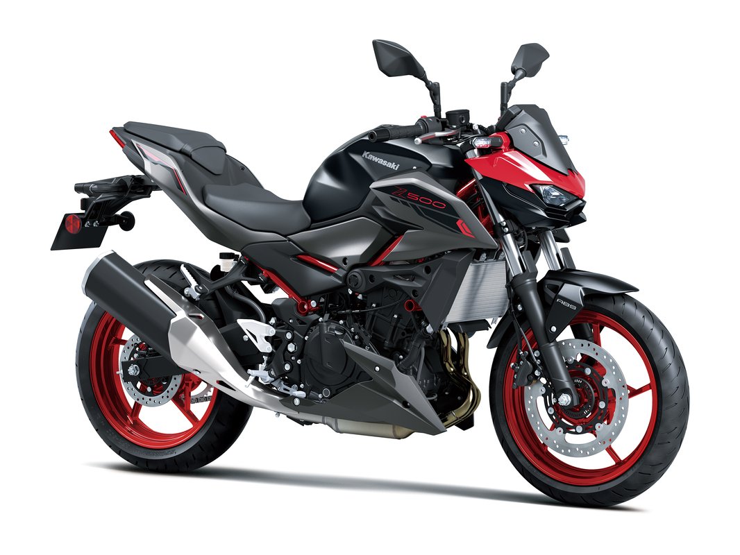 Fotografía Z 500 SE  2024
